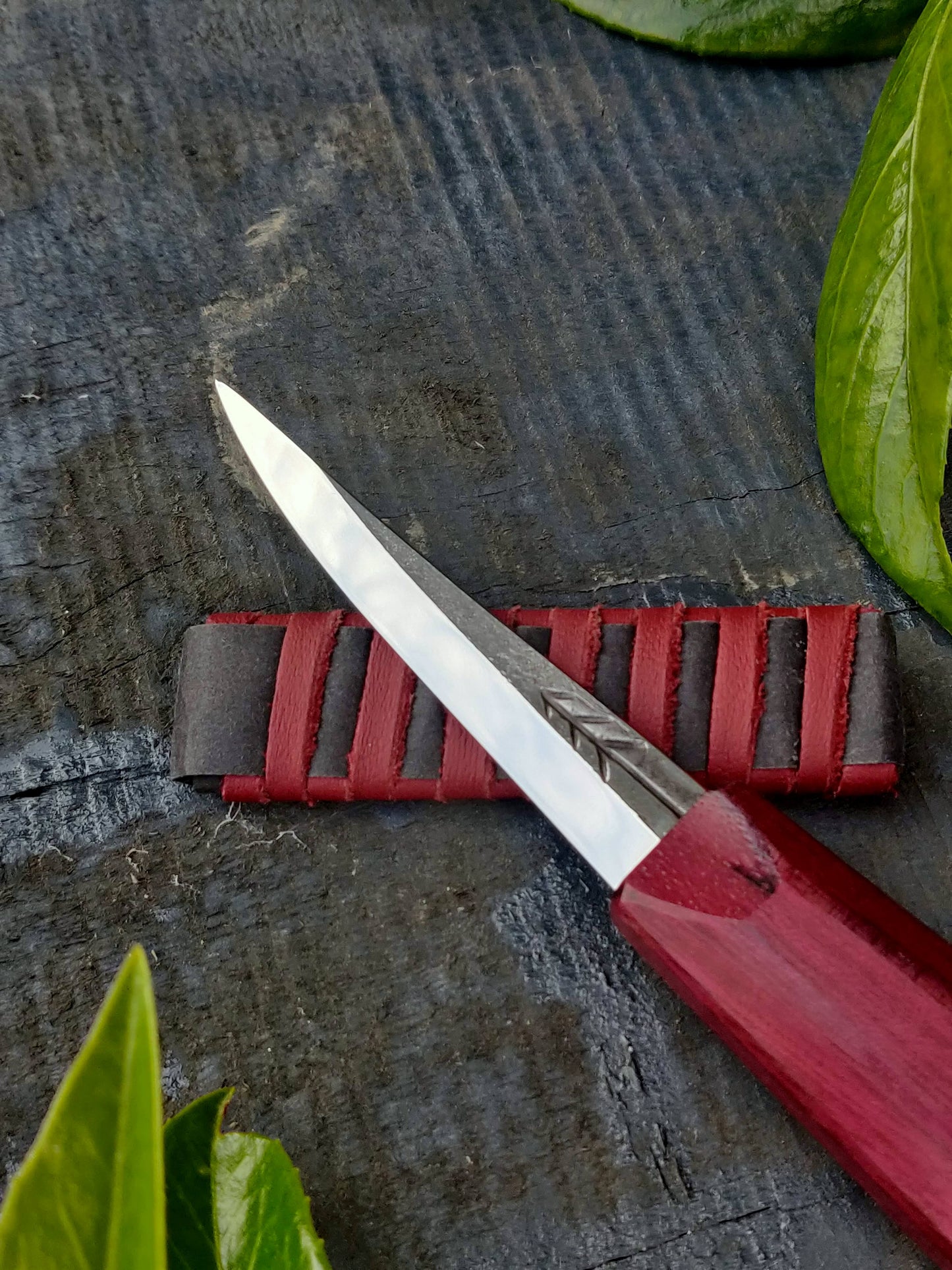 85mm Woodcarving knife, whittling knife with purple heart handle