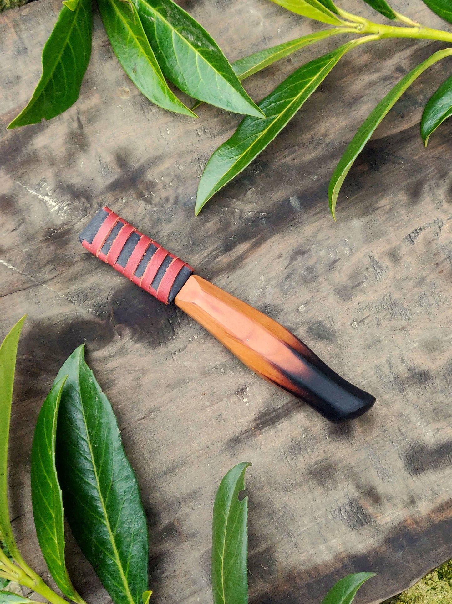 55mm Woodcarving knife , Fresh wood carving