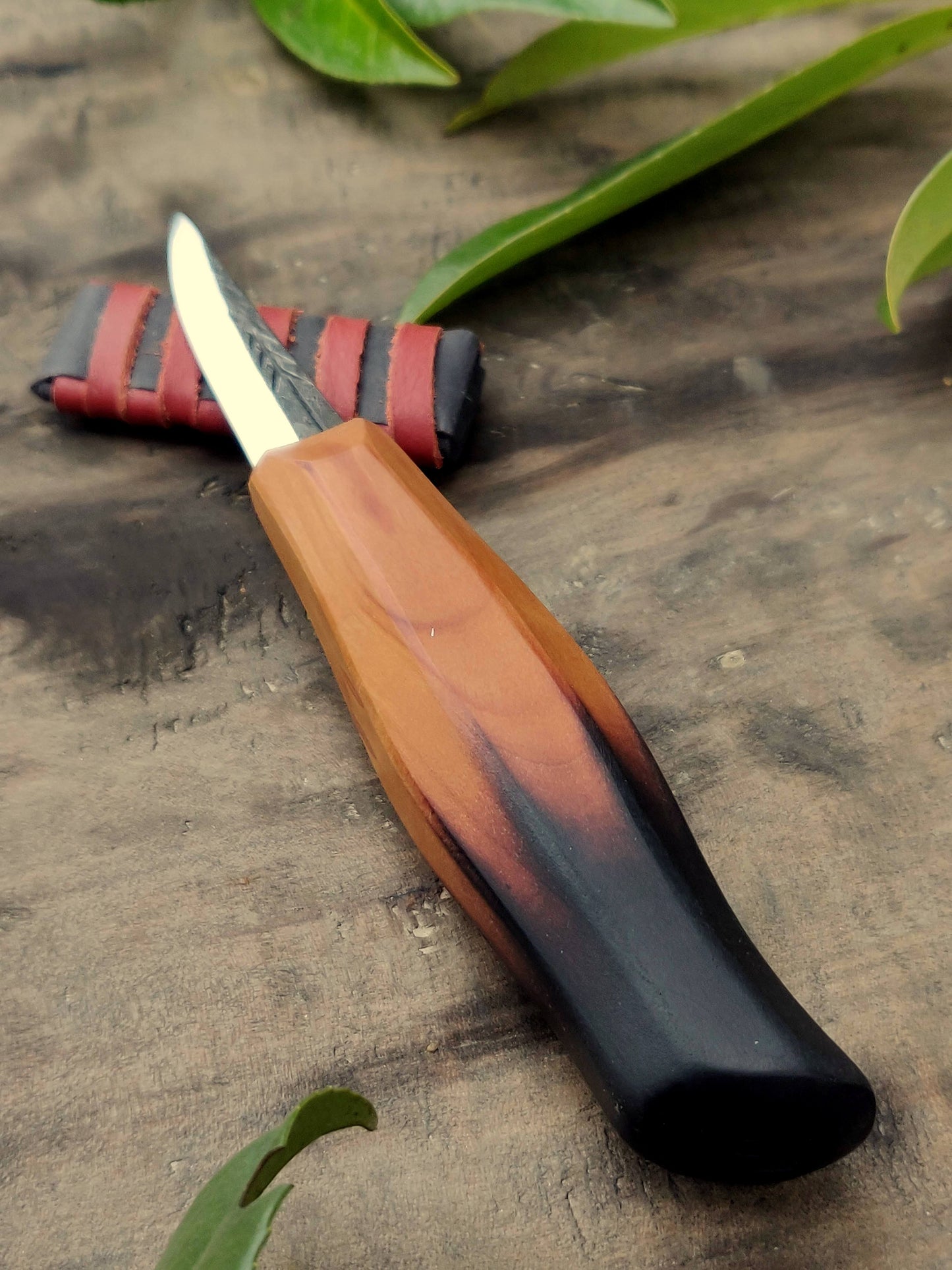 55mm Woodcarving knife , Fresh wood carving
