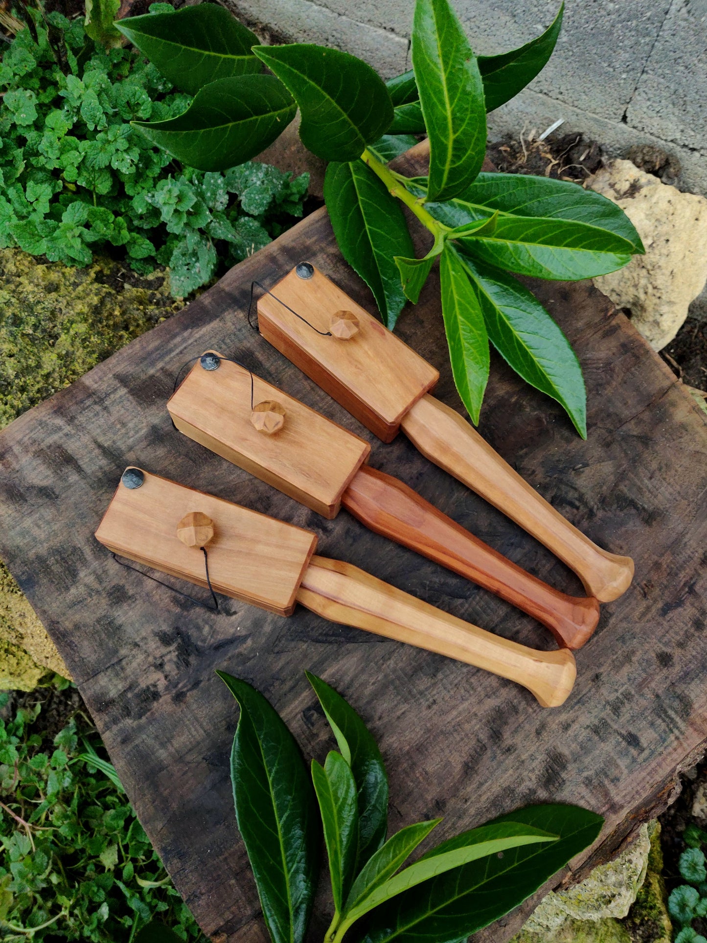 Spoon carving knife, Right-handed, Tight curve longer handle, Whittling knife