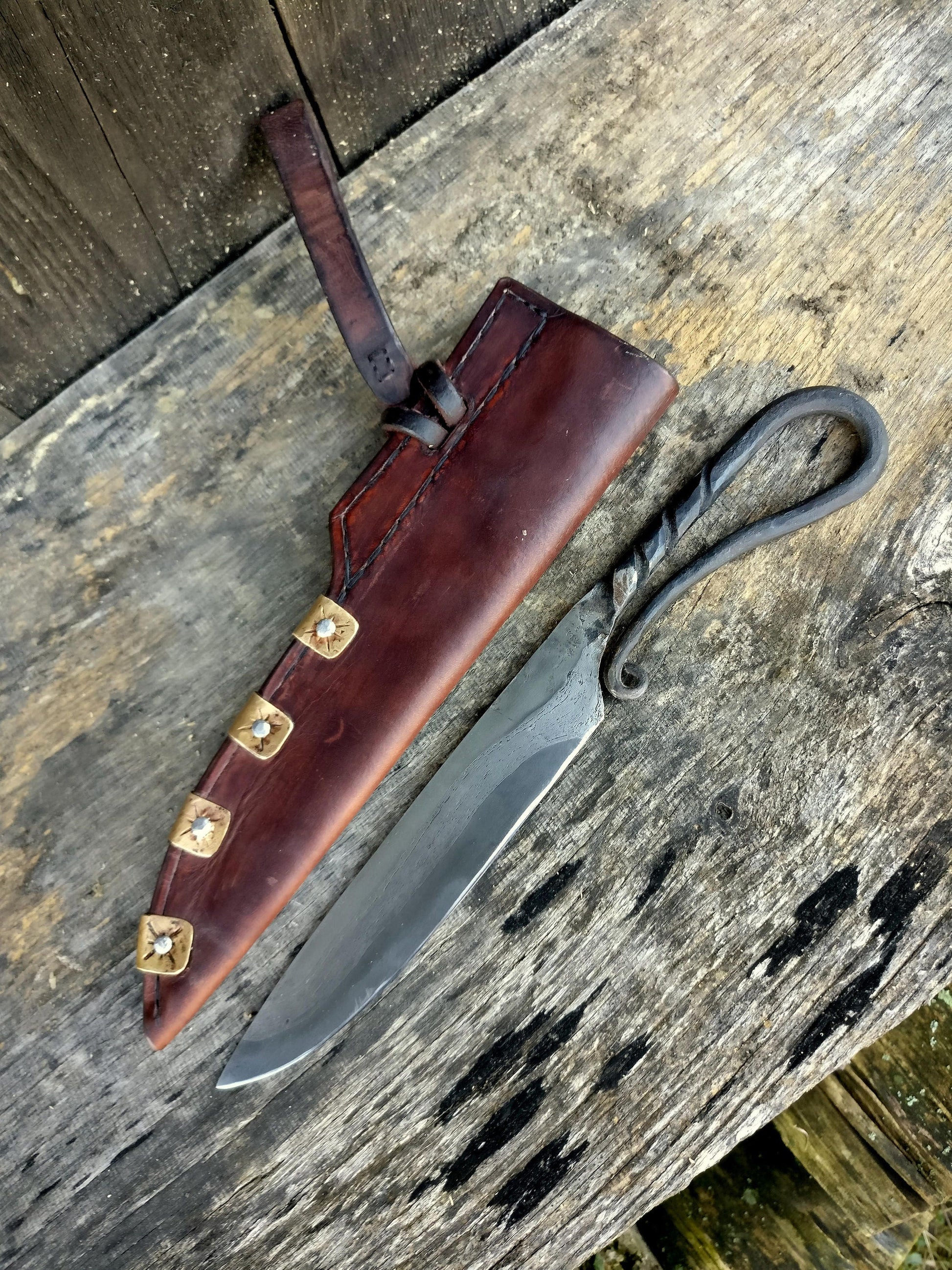 Red Skinning knife, Skinner, Small Hunting knife with leather